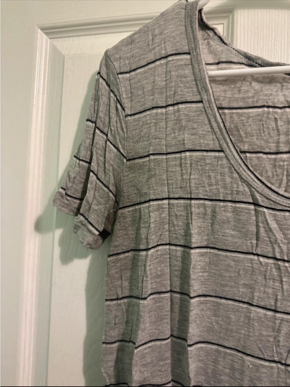 SO Gray Striped Scoop Neck Pocket Tee - Picture 2 of 7